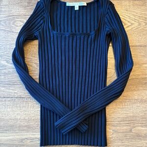 Veronica Beard Clara Pullover Ribbed Scoop neck Long Sleeve Top